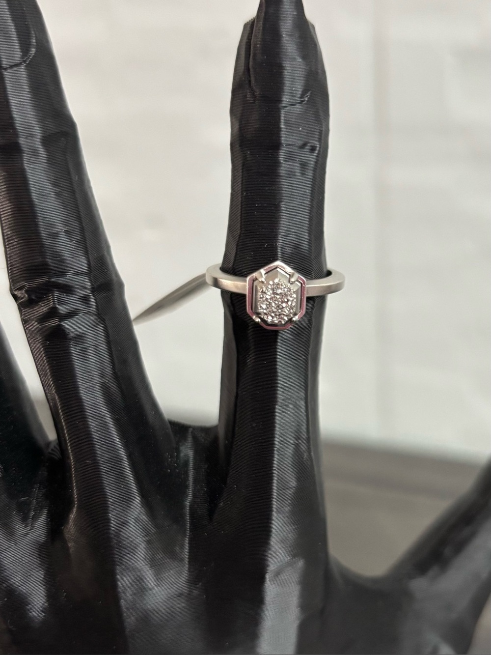 RESERVED FOR @intenselyrisa Kendra Scott Silvertone Platinum Drusy Ring - Picture 4 of 8